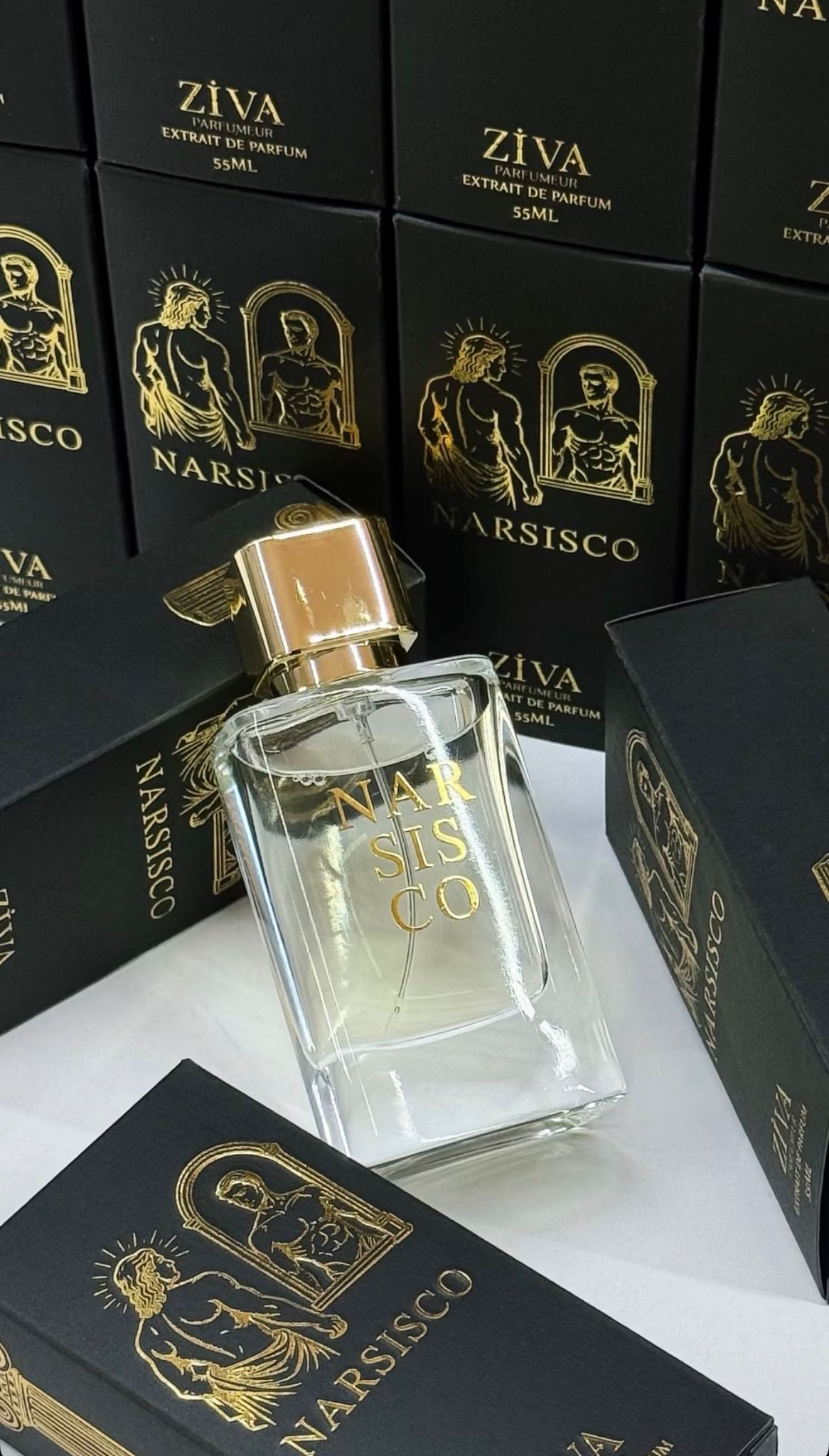 Narsisco parfüm şişesi ve Ziva Narsisco kutuları